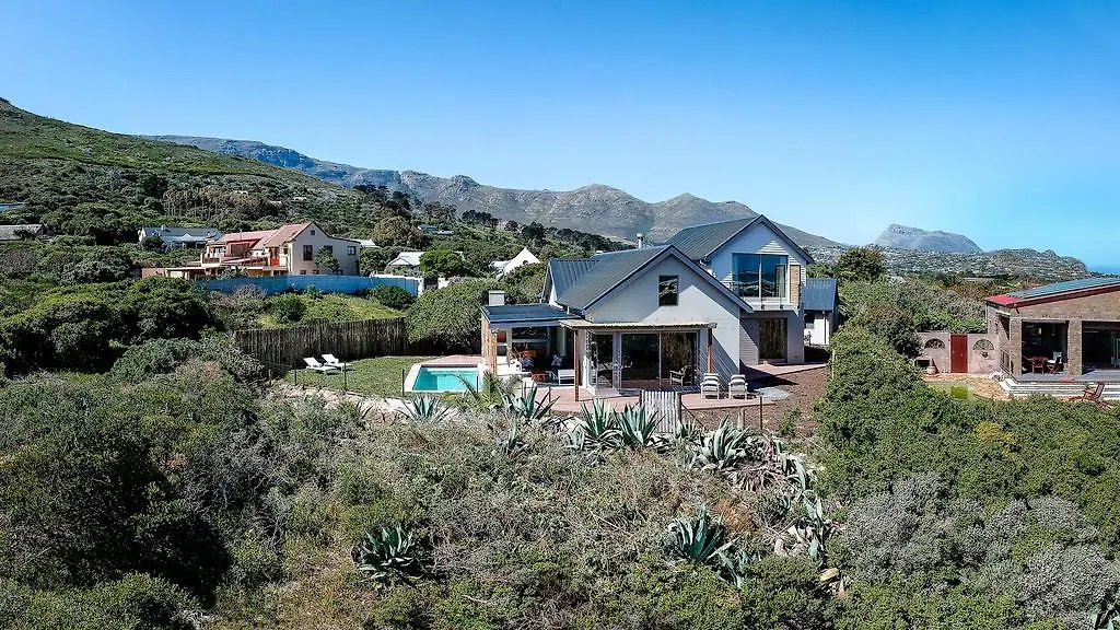 Willow Beach House - With Backup Power Noordhoek 0*,